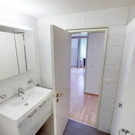 2br Flat Near And The Center - Sf5