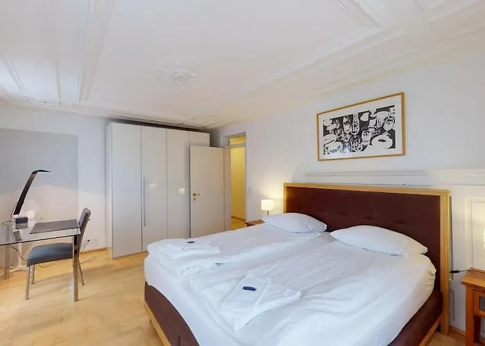 2br Flat Near And The Center - Sf5 Apartment